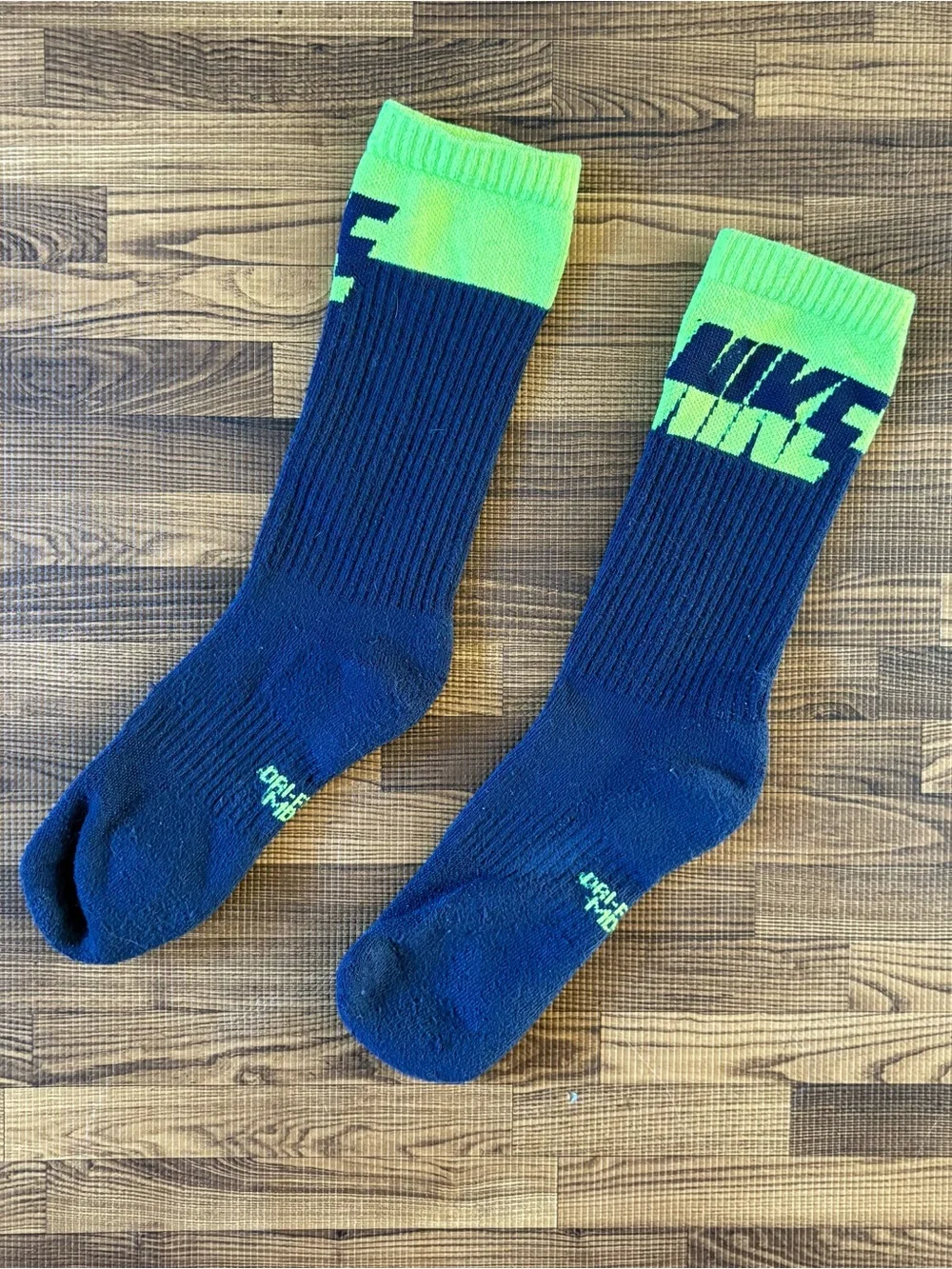 Nike Youth Navy Blue & Neon Green Athletic Crew Socks